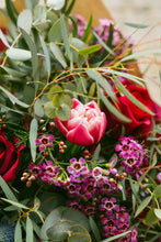 Cargar imagen en el visor de la galería, San Valentín Salvaje