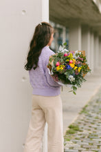 Cargar imagen en el visor de la galería, Ramo de flor de temporada