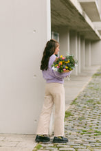 Cargar imagen en el visor de la galería, Ramo de flor de temporada