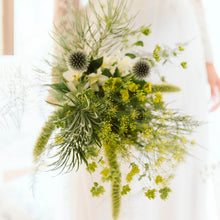Cargar imagen en el visor de la galería, Diseño personalizado de ramo de novia